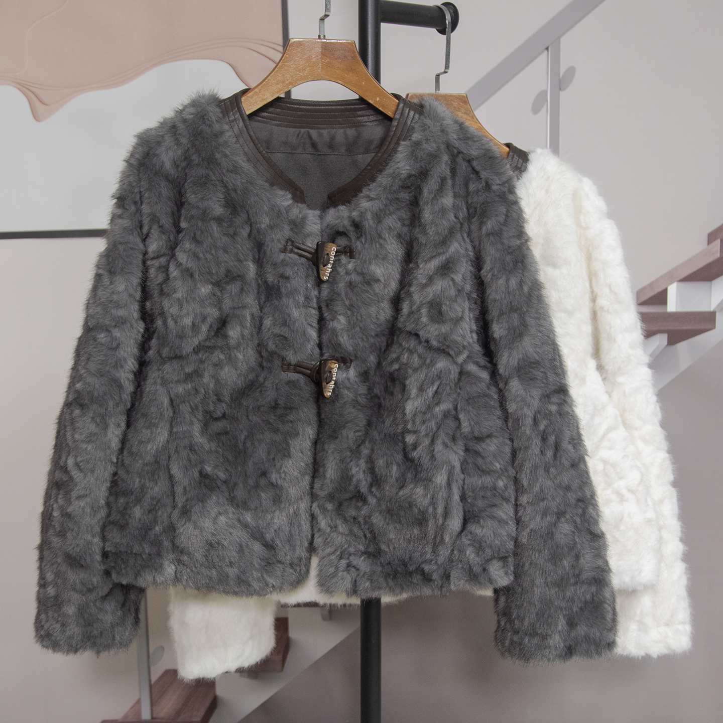 时尚圆领仿皮草外套女2025秋冬新款宽松百搭减龄毛毛上衣潮14701