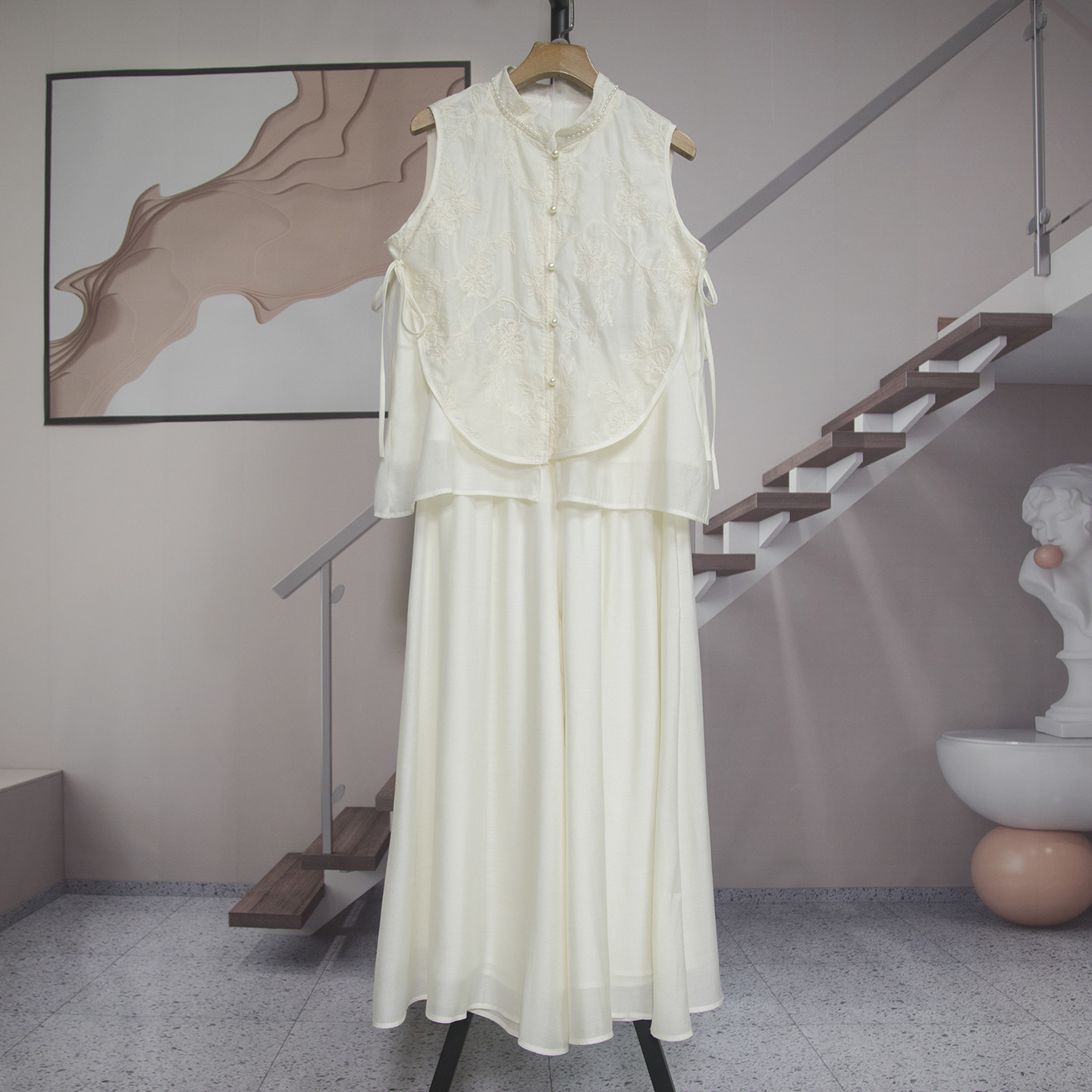 新中式风刺绣马甲阔腿裤裙裤女2026夏季新款两件套复古套装潮132