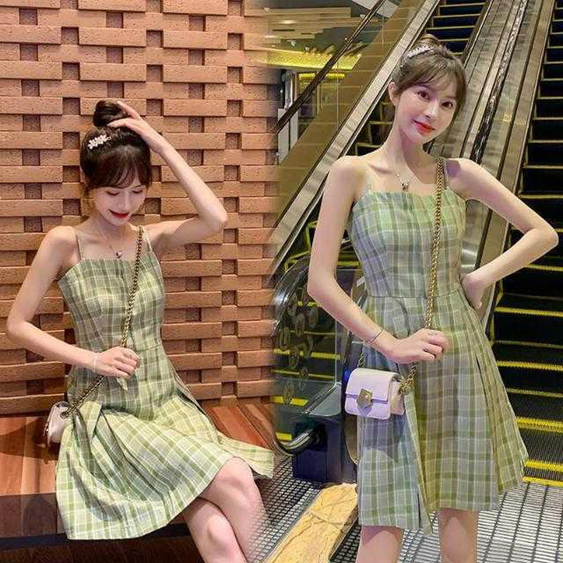 French Plaid suspender dress women's new 2021 small fresh waist slim short short summer skirt