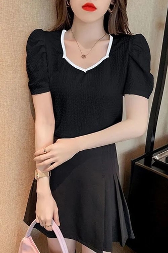 Official picture bubble sleeve T-shirt women's summer Korean Short Sleeve square collar collar collar collar collarbone slim fit solid color T-shirt