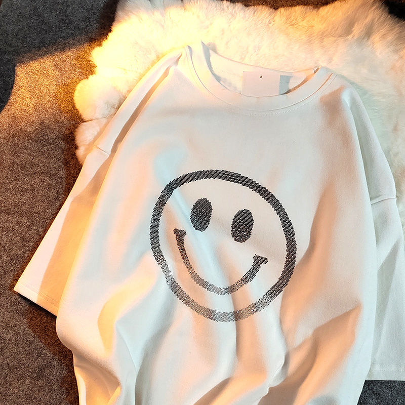 Guantu pull frame large women's 2021 summer wear smile face hot drill short sleeve T-shirt