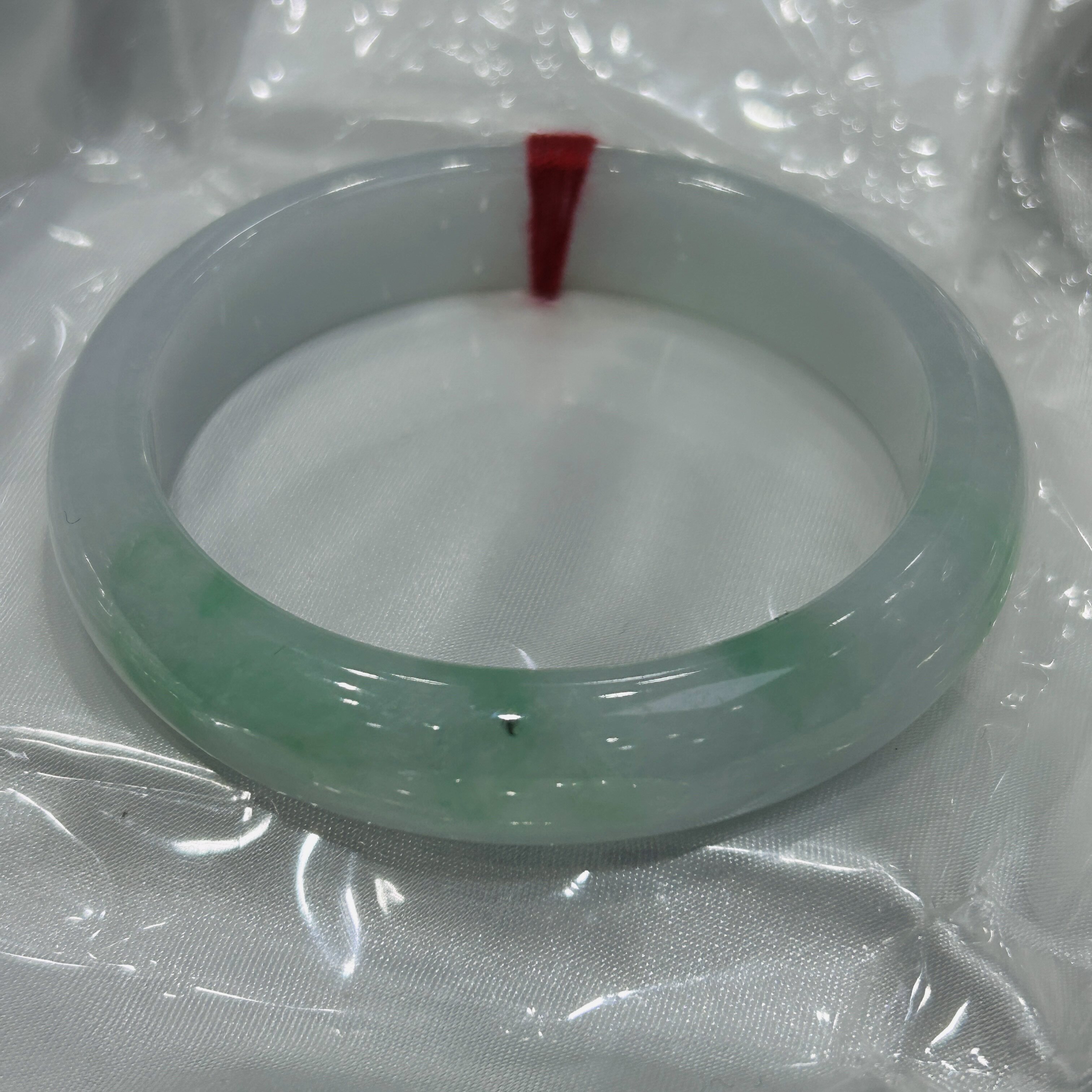 天然缅甸A货翡翠玉手镯58圈国检证书冰透种水足正圈手镯玉器手镯