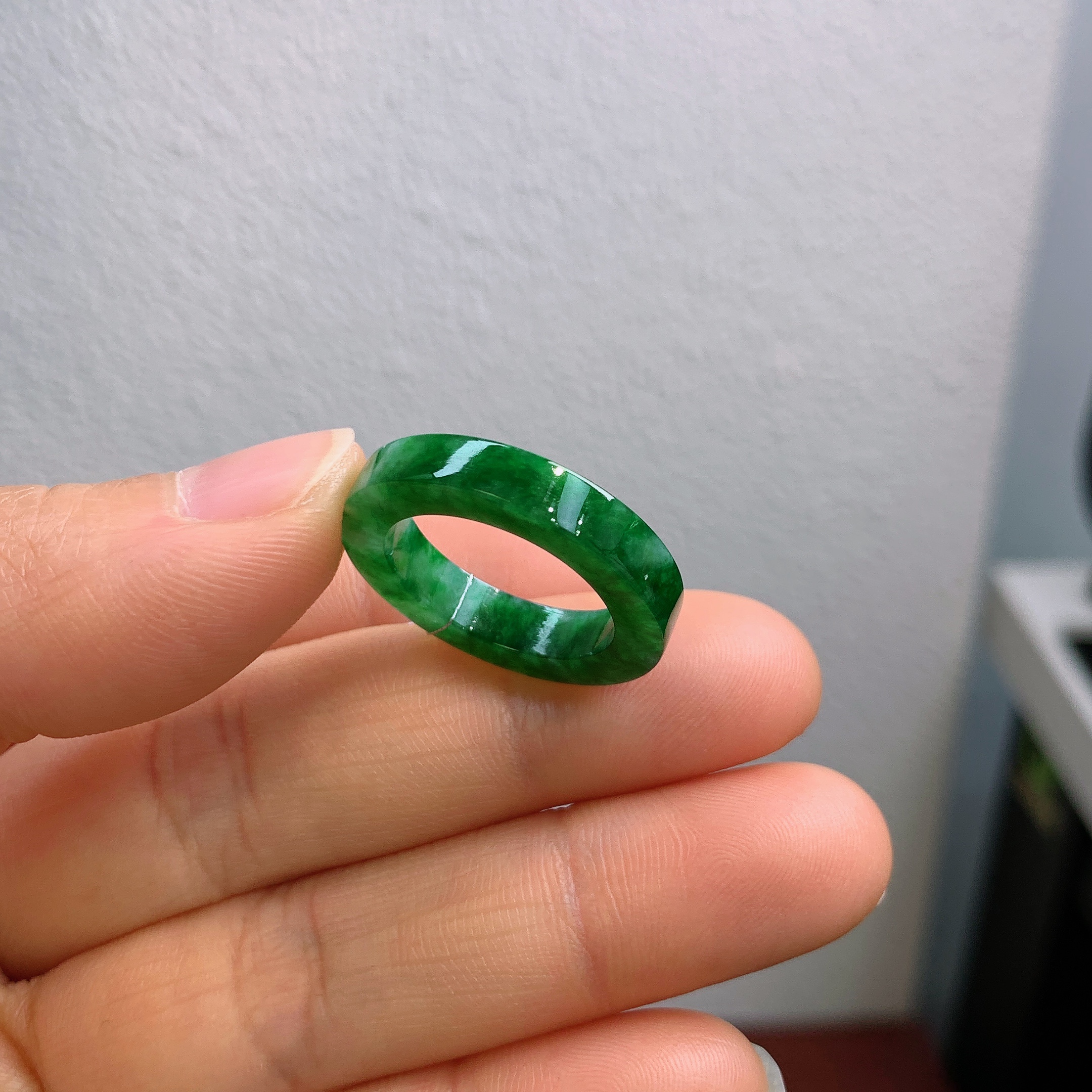 14-15口缅甸天然翡翠A货冰润辣绿方戒戒指A832#