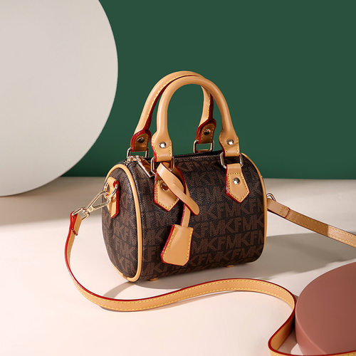 MK F女包2024新款时尚波士顿包迷你枕头女包包单肩斜跨手提包