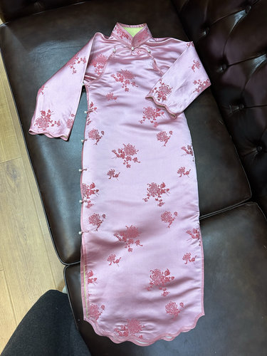 全真丝提花粉色织锦缎传统平裁后插肩旗袍儿童旗袍亲子斗篷旗袍