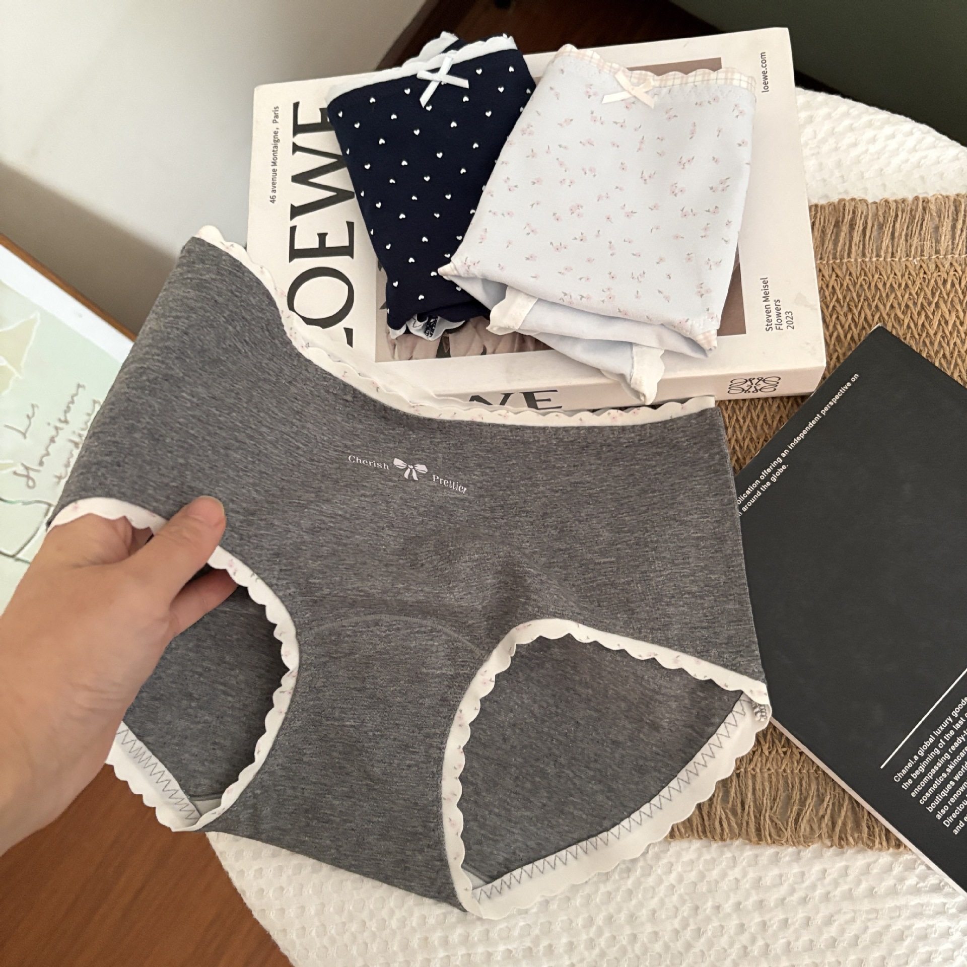 2026新款春法式温柔复古风撞色清新纯棉印花少女中腰三角内裤透气,女士内衣/男士内衣/家居服,女三角裤,淘宝优惠券,粉丝福利购,淘宝优惠卷