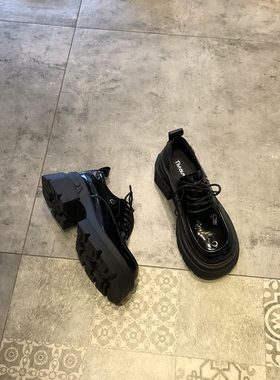 英伦风复古小皮鞋2024年新款欧美时尚大头鞋铆钉系带厚底单鞋黑色