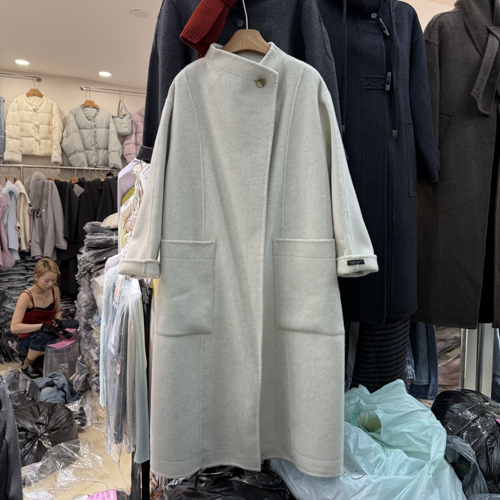 大牌高级感双面羊绒大衣女25秋冬新款立领一粒扣宽松中长外套3112