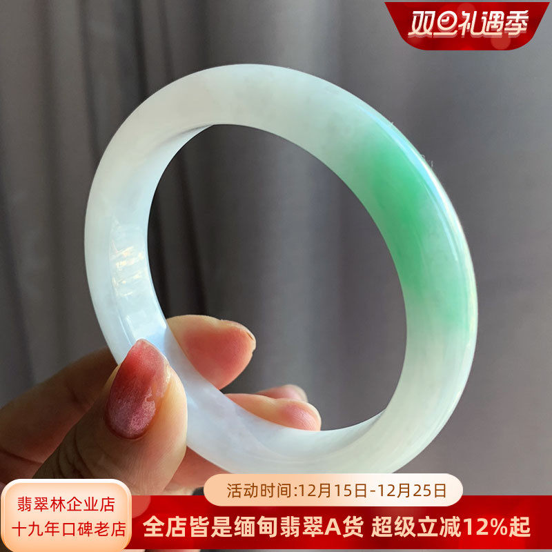 内径58缅甸天然阳绿圆条翡翠手镯