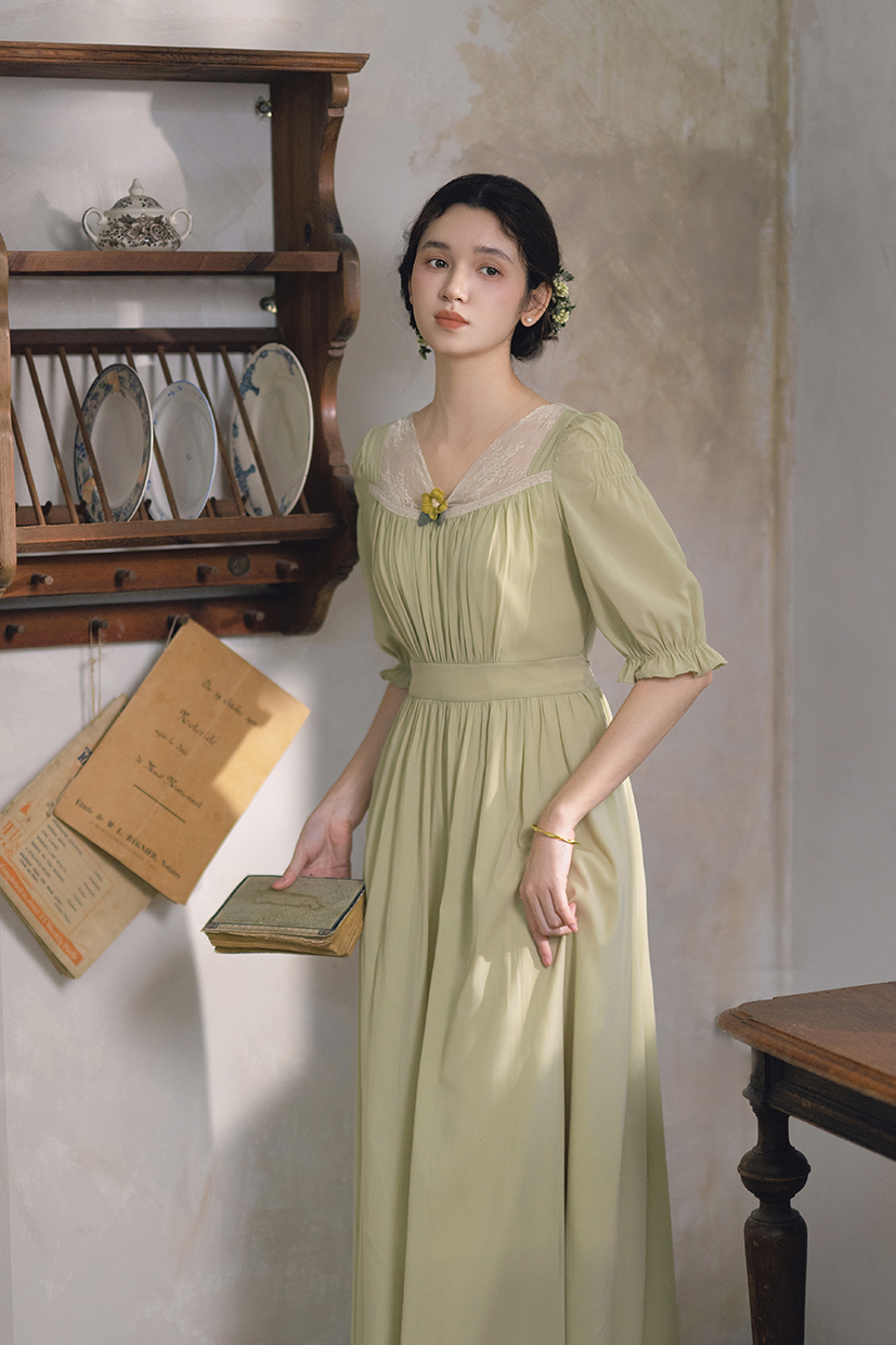 修身少女抹茶绿蕾丝原创连衣裙