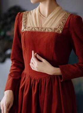 拾光裁缝  波琳小姐 方领复古宫廷精致优雅气质灯芯绒红色连衣裙