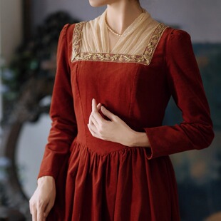 拾光裁缝 方领复古宫廷精致优雅气质灯芯绒红色连衣裙 波琳小姐
