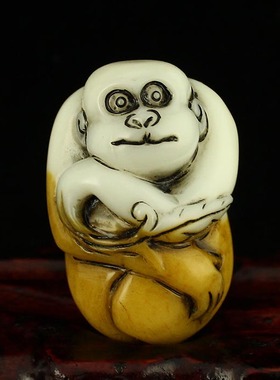 天然精雕把件证书新疆和田玉