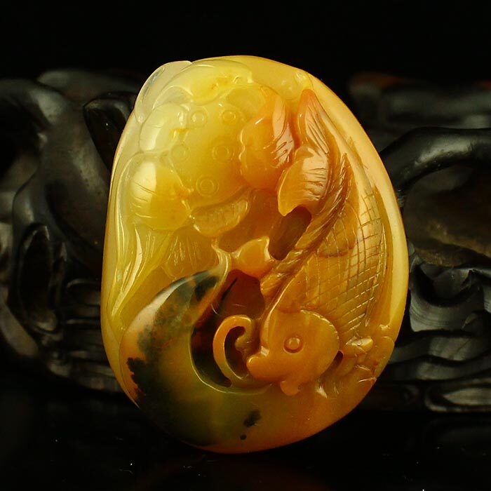 一口价 云南天然俏色黄龙玉精工雕刻把件 年年有余 送证书包邮