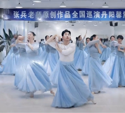 叠舞倾城 张兵老师同款双层浅蓝加白飘逸中国风古典半身裙双色