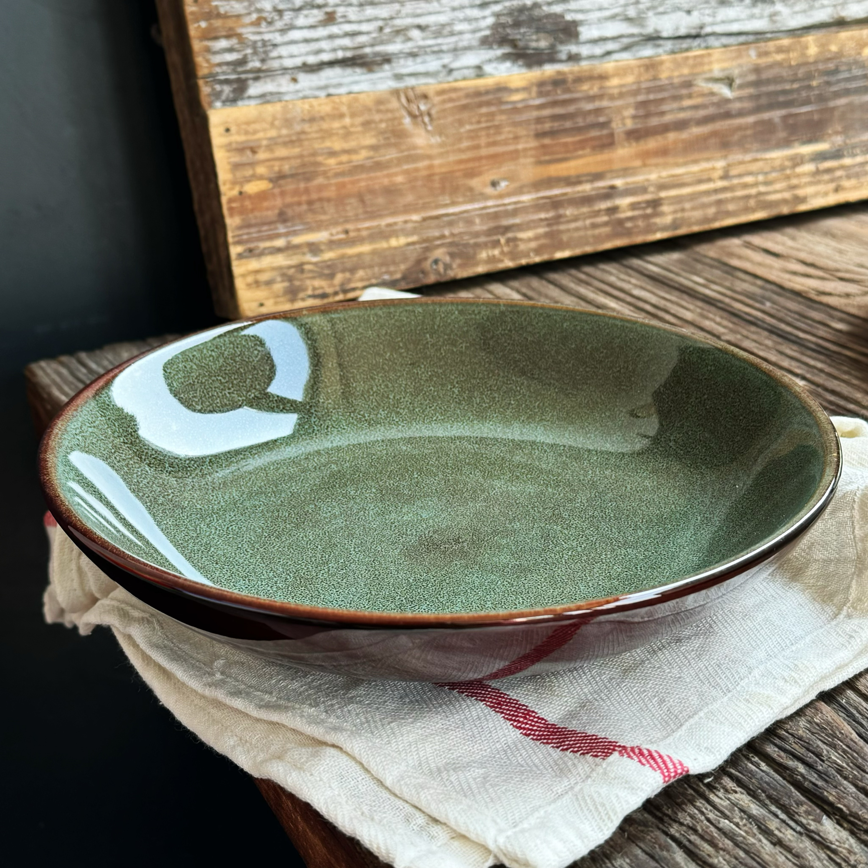 复古绿绝美创意陶瓷8.5英寸绿色窑变深盘菜盘厚实菜碗大碗馄饨碗