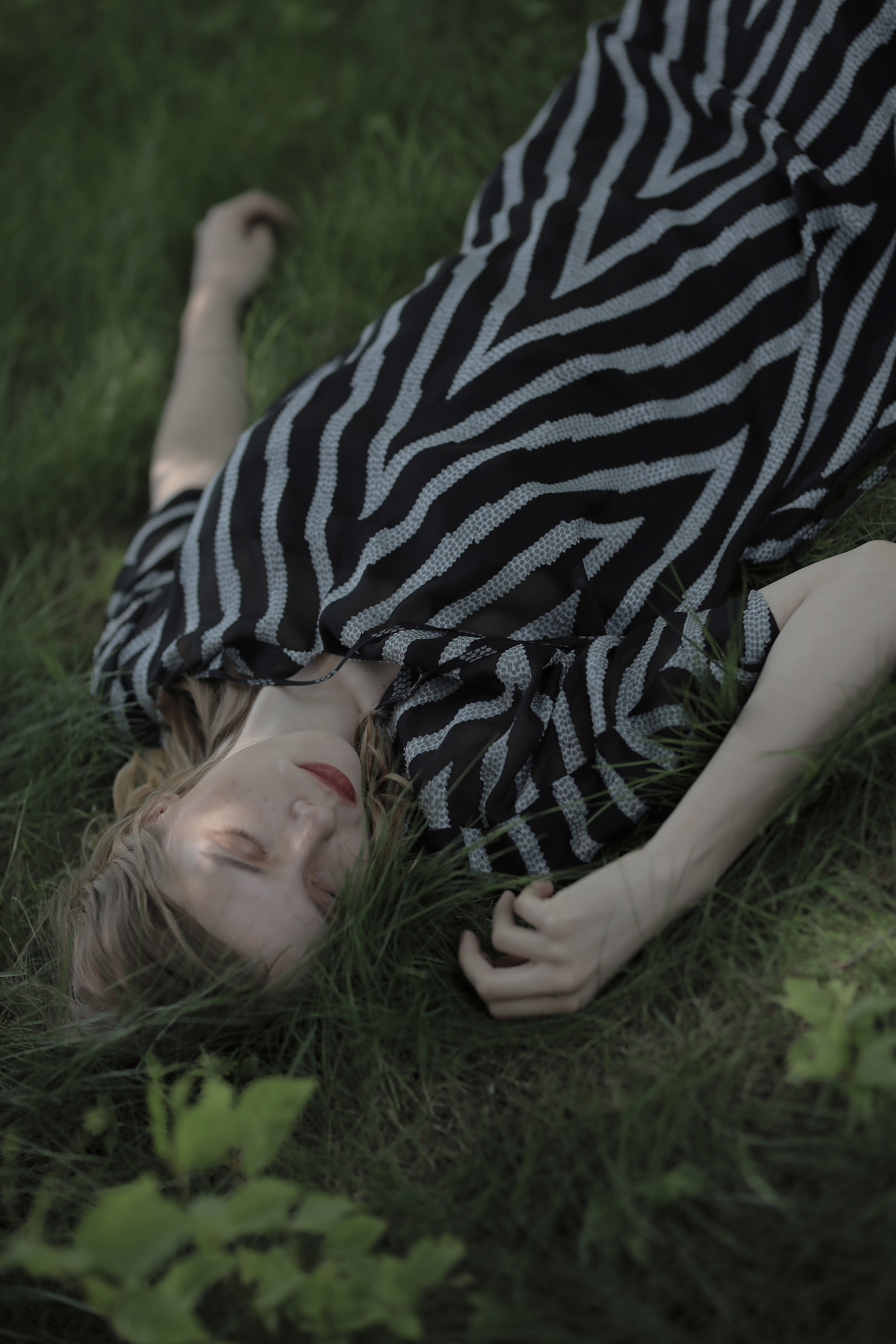 MIURA DESIGN18SS/ ECHOING DREAM - ïοÕÁ¢Ìå¼ô»¨ÕæË¿Á¬ÒÂȹ