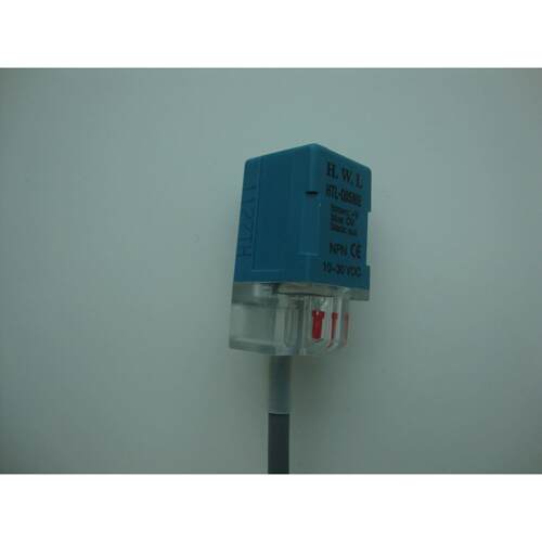 议价HWL方型接近开关加长型HTL-Q05N1E-5M热5mm检测距离2年