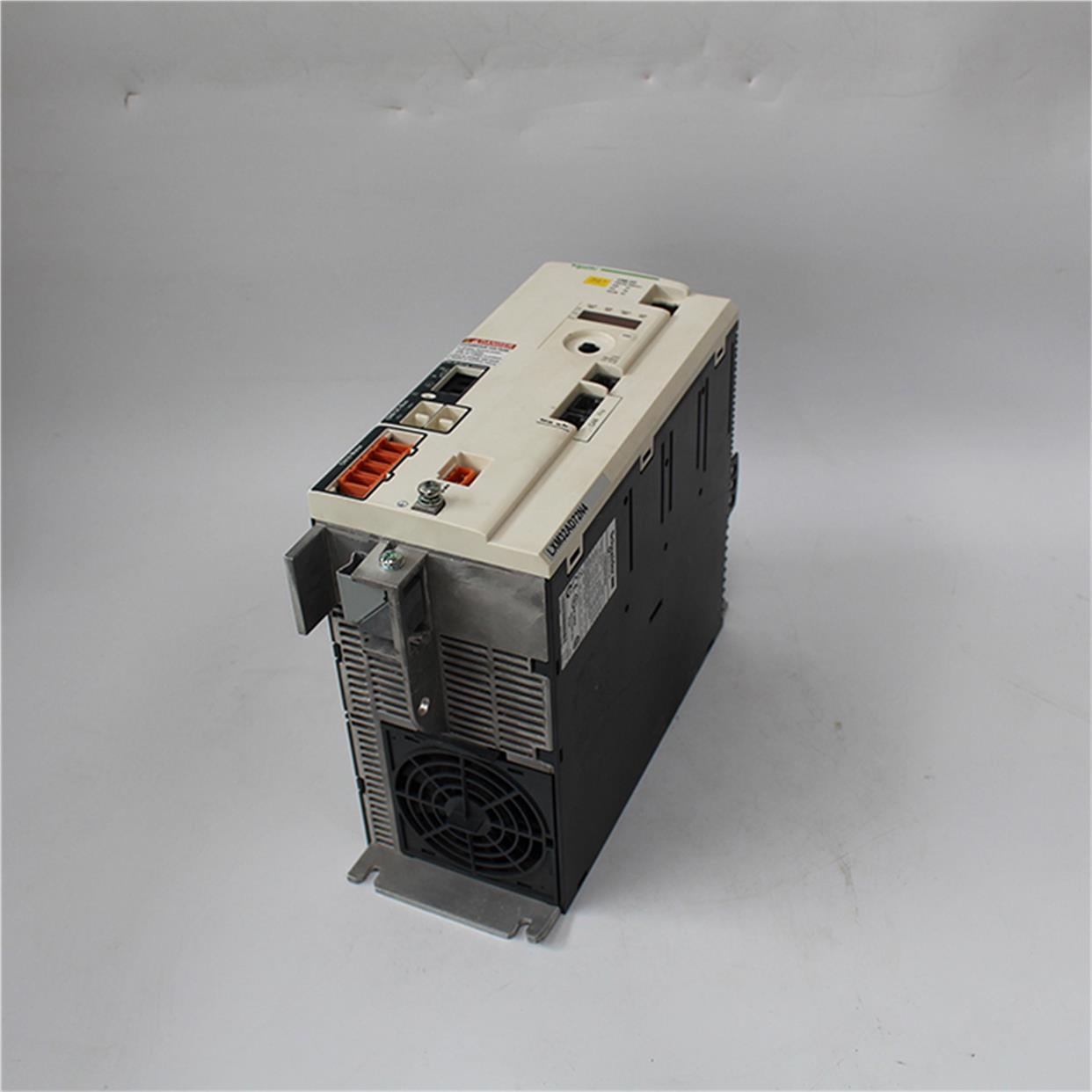 议价 伺服驱动器 LXM32AD72N4