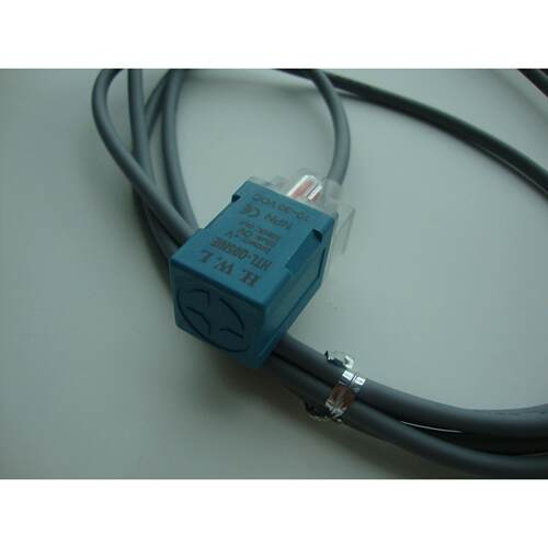 议价HWL方型接近开关HTL-Q05N1E5M)正面开关检测开关