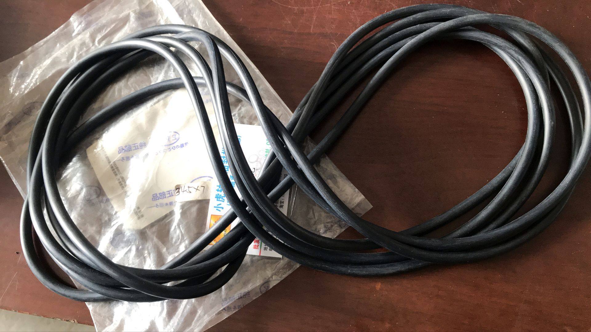 359*7 345*7 耐油耐磨丁青橡胶O型密封圈外径359内径345线径7毫米,五金/工具,密封件,淘宝优惠券,粉丝福利购,淘宝优惠卷