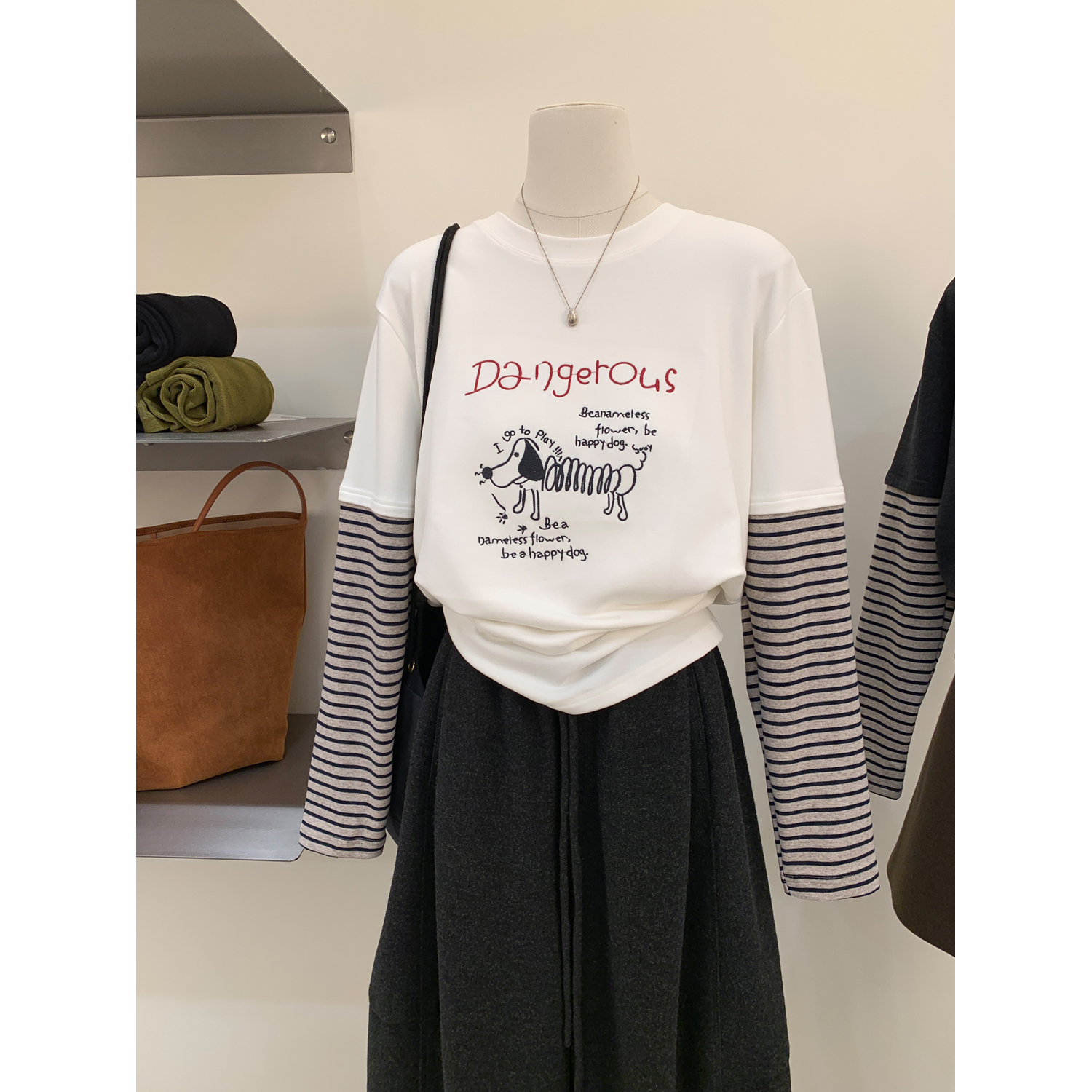 条纹长袖T恤女白色显瘦打底衫