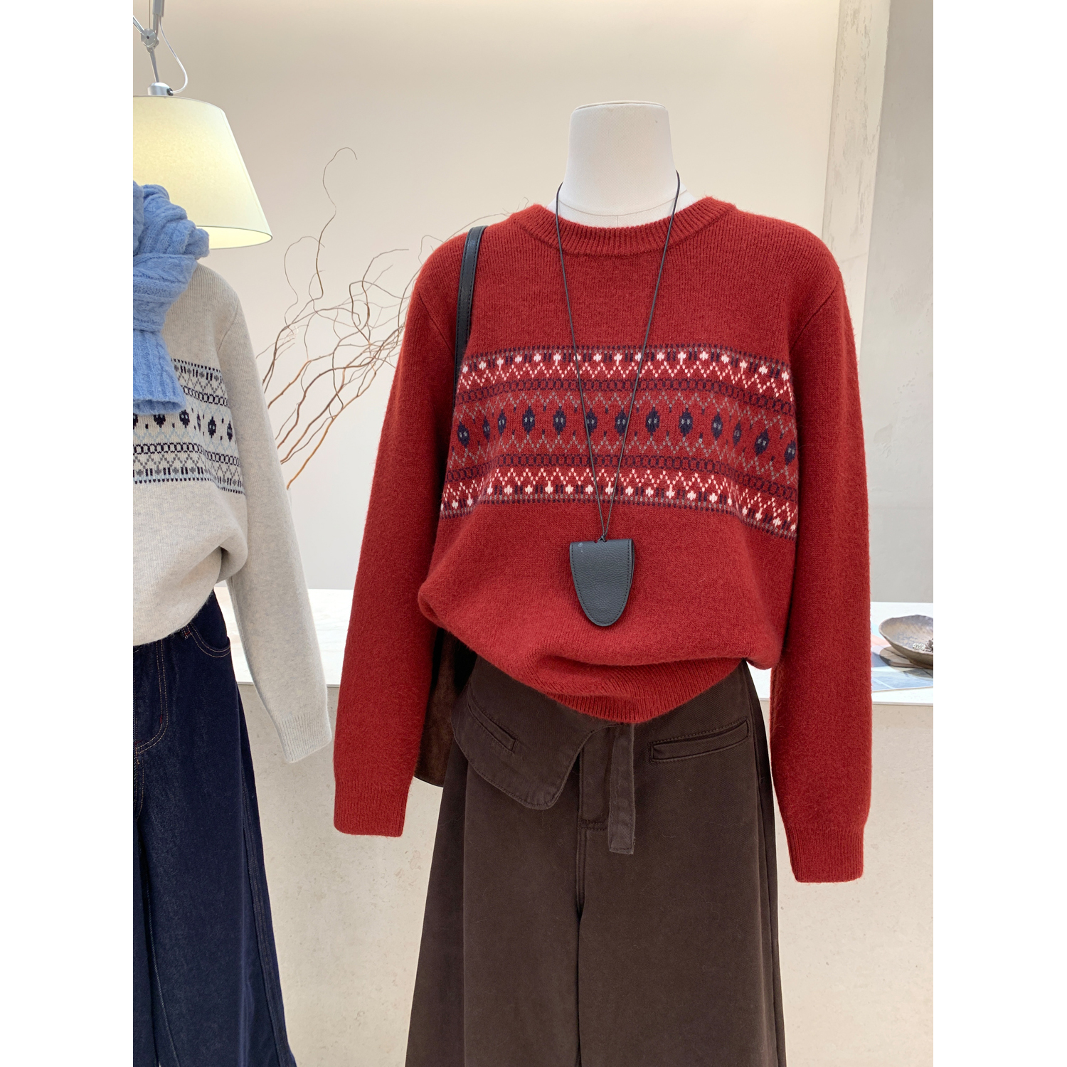 小哲 复古费尔岛圆领提花毛衣女冬季宽松显度保暖套头针织衫上衣