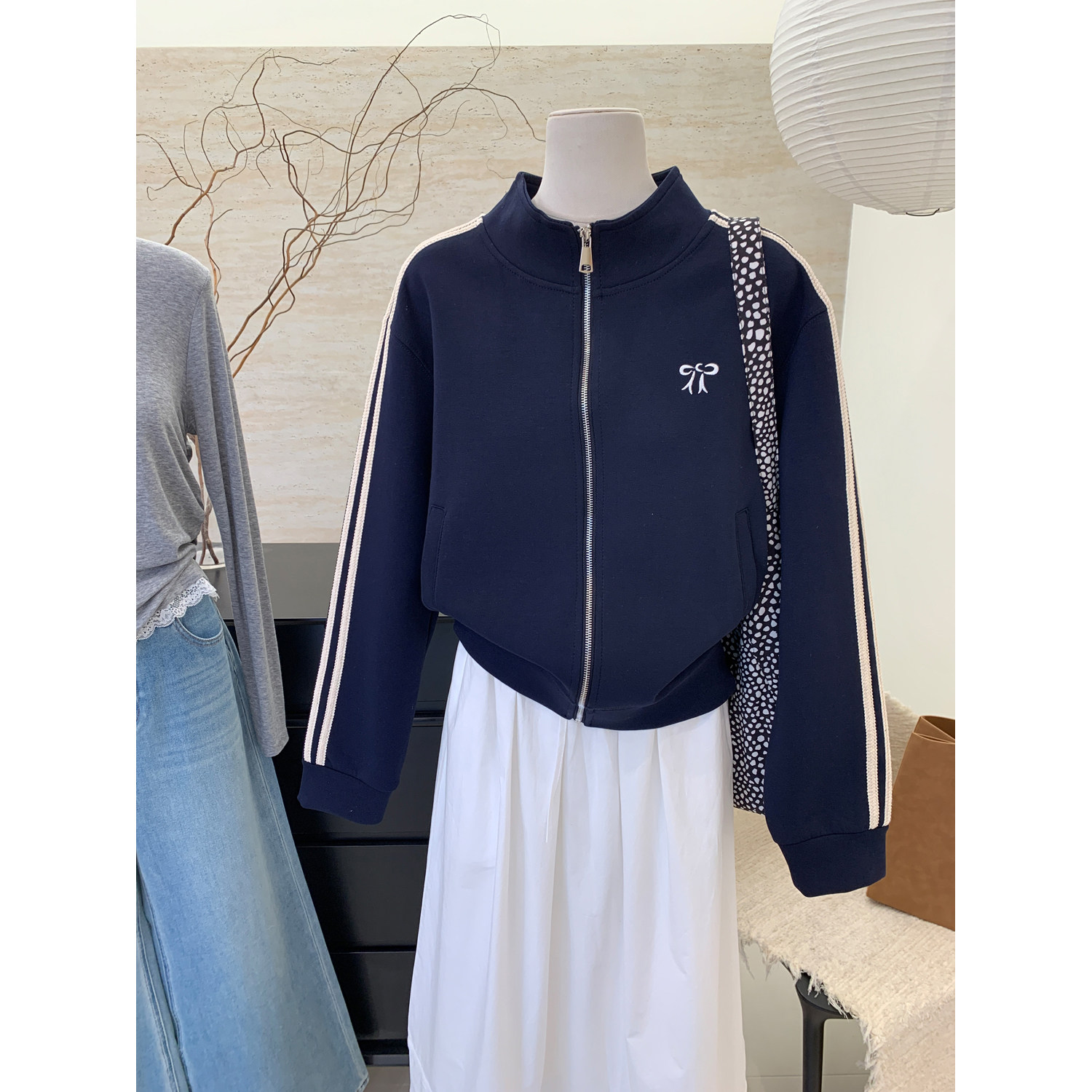 美式复古休闲运动外套春秋宽松小个子短款拉链立领卫衣女夹克,女装/女士精品,卫衣/绒衫,淘宝优惠券,粉丝福利购,淘宝优惠卷