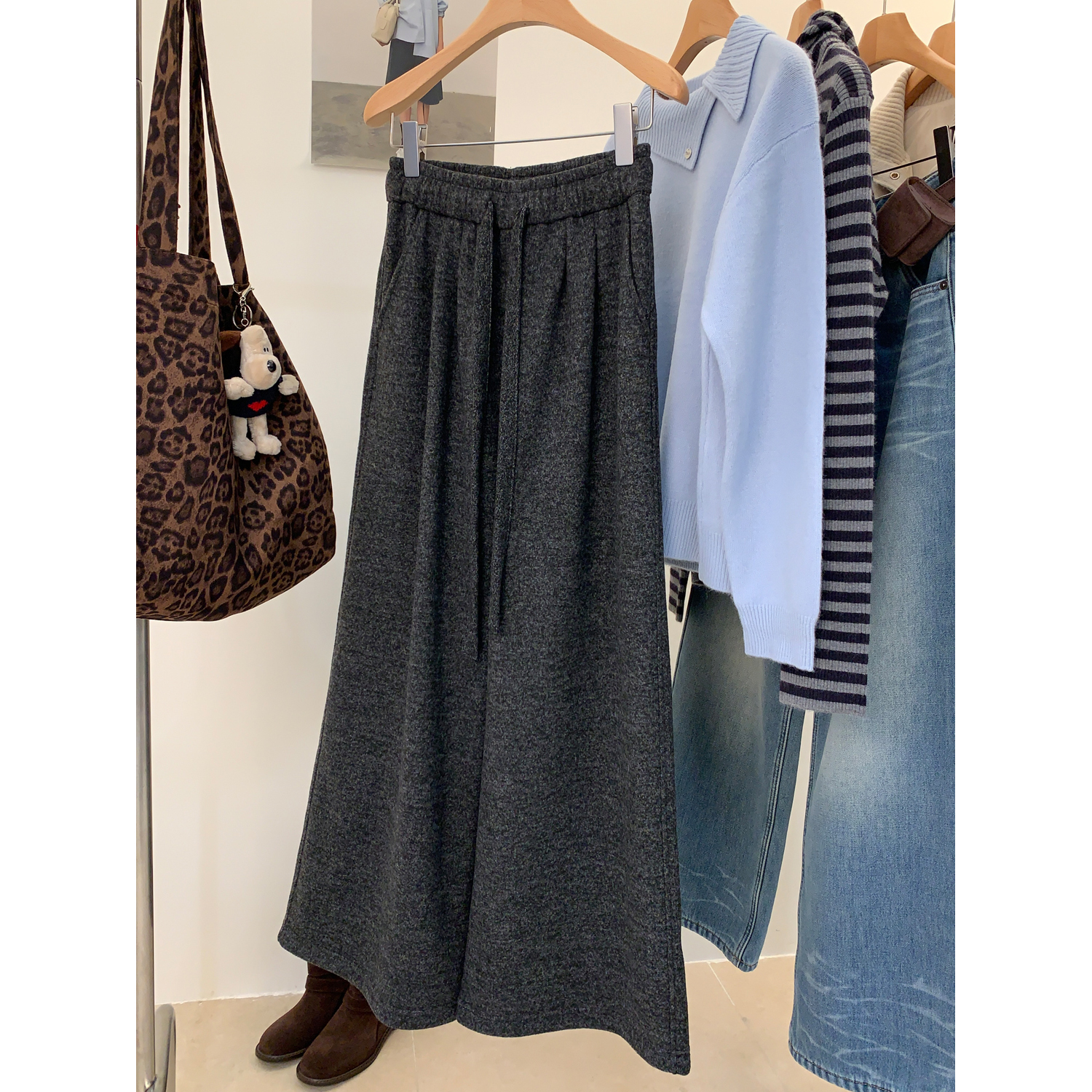 松紧腰抽绳毛呢阔腿裤垂感糯米裤