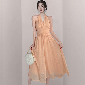 RM21792#夏装新款名媛女装度假风波点挂脖中长款连衣裙赫本风长裙