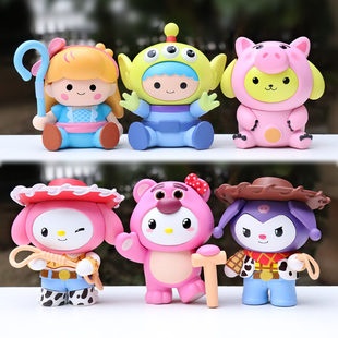 三眼仔库洛米COS变装巴斯三眼怪手办公仔玩具总动员盲盒汽车摆件