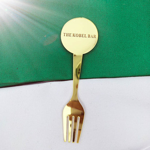 Custom Fruit Fork Tooth Picks 亚克力创意水果叉定制logo名字