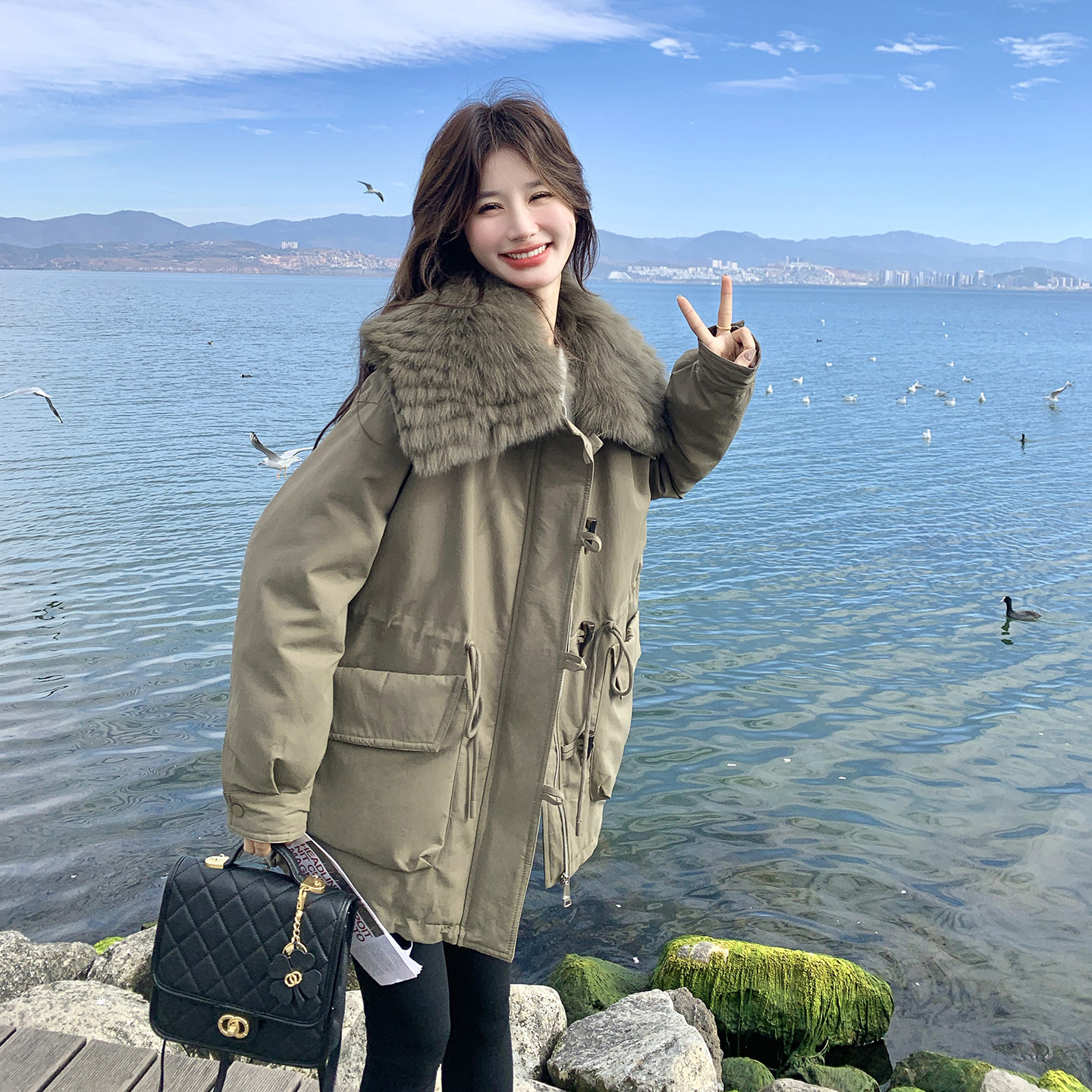 2C077-3114新款大货已出主推款90绒真毛羽绒服P385K578，女装羽绒服，2C077