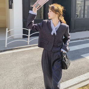 高级小众穿搭韩系chic灰色西服套装女初春秋超火好看阔腿裤两件套图片