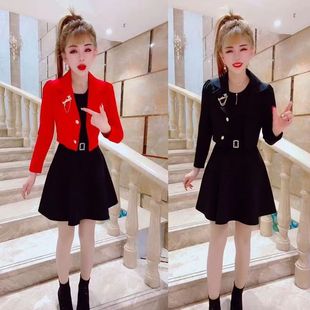 小个子网红套装女2026秋季新款修身显瘦长袖短款上衣连衣裙两件套
