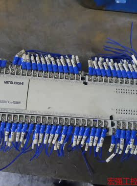 （宏强工控）三菱PLC FX3U-128MT/ ES-A，上面没有防护盖电子元器