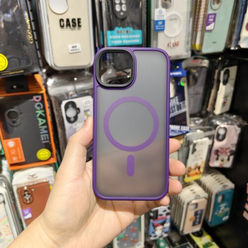 IDEAR适用苹果iPhone15 磨砂半透明带磁吸环手机保护套全包硅胶软边硬壳防摔金属按键摄像头防指纹简约紫色