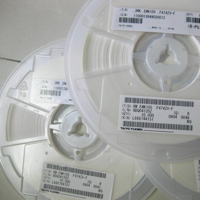 TMK042CG4R3CD-W 4.3pF 25V C0G 01005