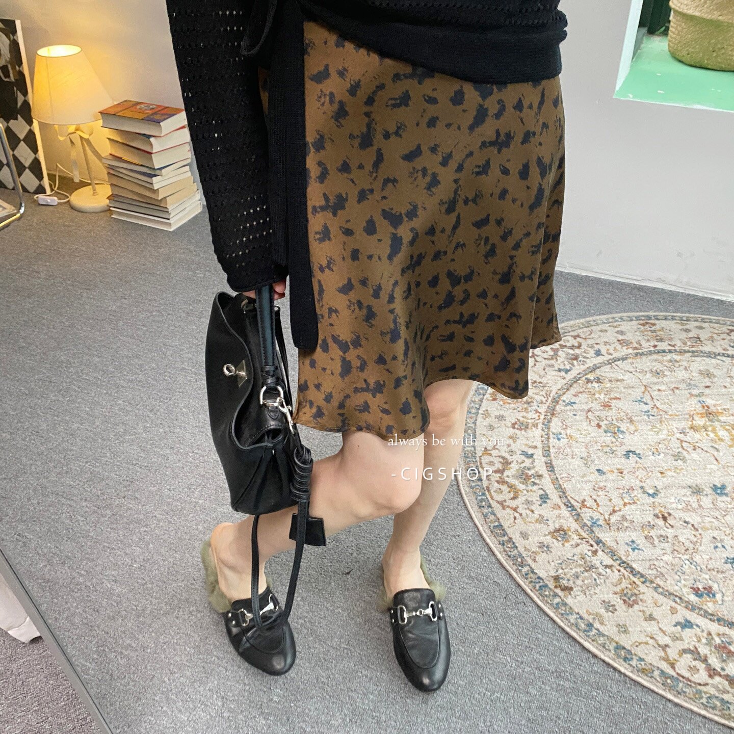 时髦异形豹纹真丝半身裙女2026夏季新款高腰垂感显瘦包臀裙中长款