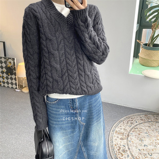 TH厚实羊毛羊绒V领宽松麻花绞花扭花针织衫厚款毛衣深灰色秋冬新