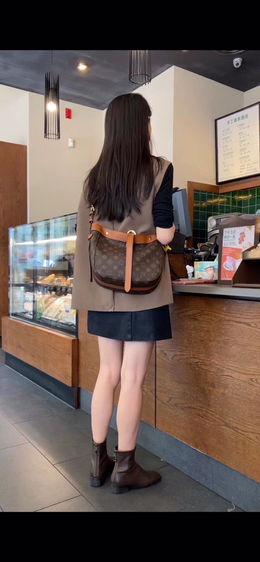 优草坊正品女包2026新款大容量挎包单肩字母包手提包印花托特女包