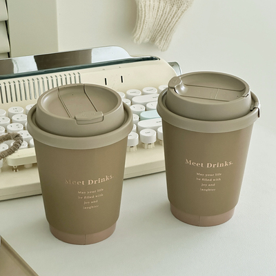 ins风韩系复古咖啡杯拍照道具模特摄影拍摄摆拍搭配一次性纸杯子