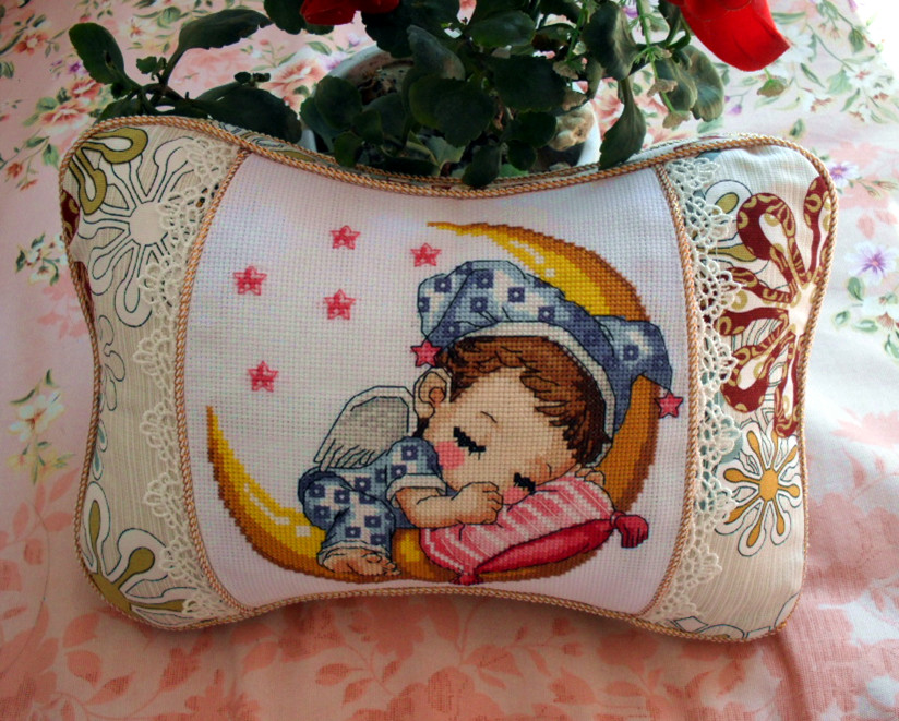 印花十字纯棉月亮成品刺绣