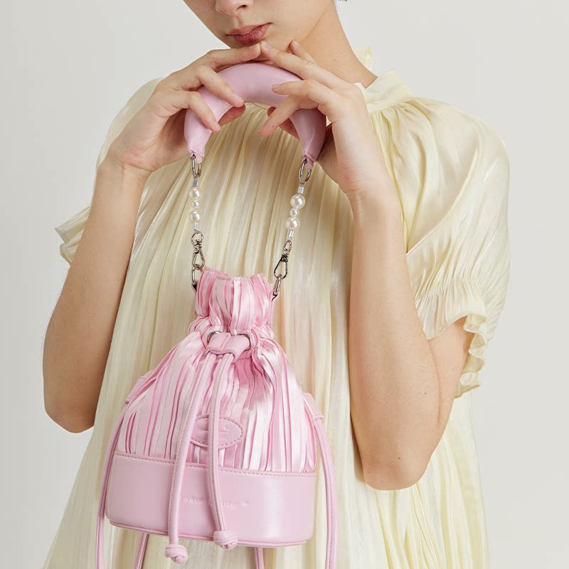 Crying Center缎皮拼接束口糖果水桶包斜 哭喊中心