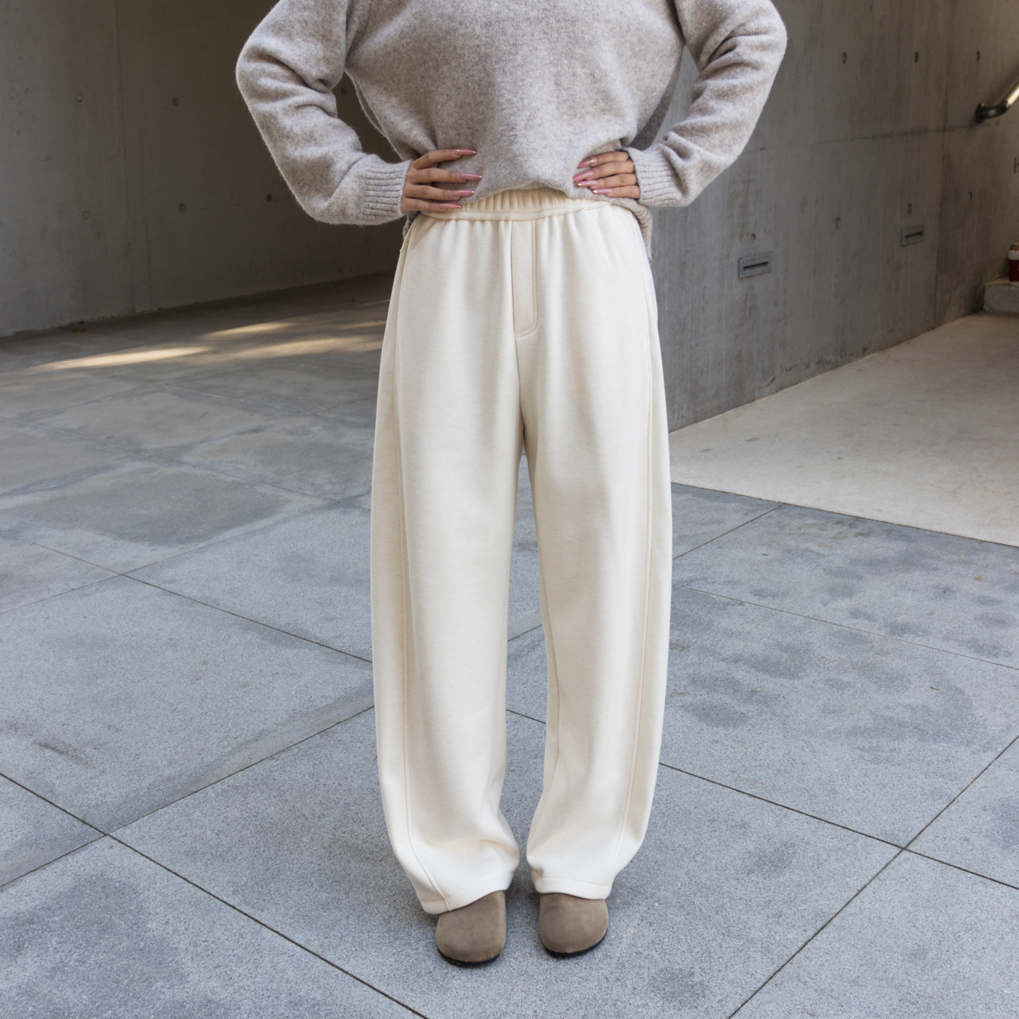 慵懒宽松米白色松紧腰绵羊毛加绒休闲长裤女
