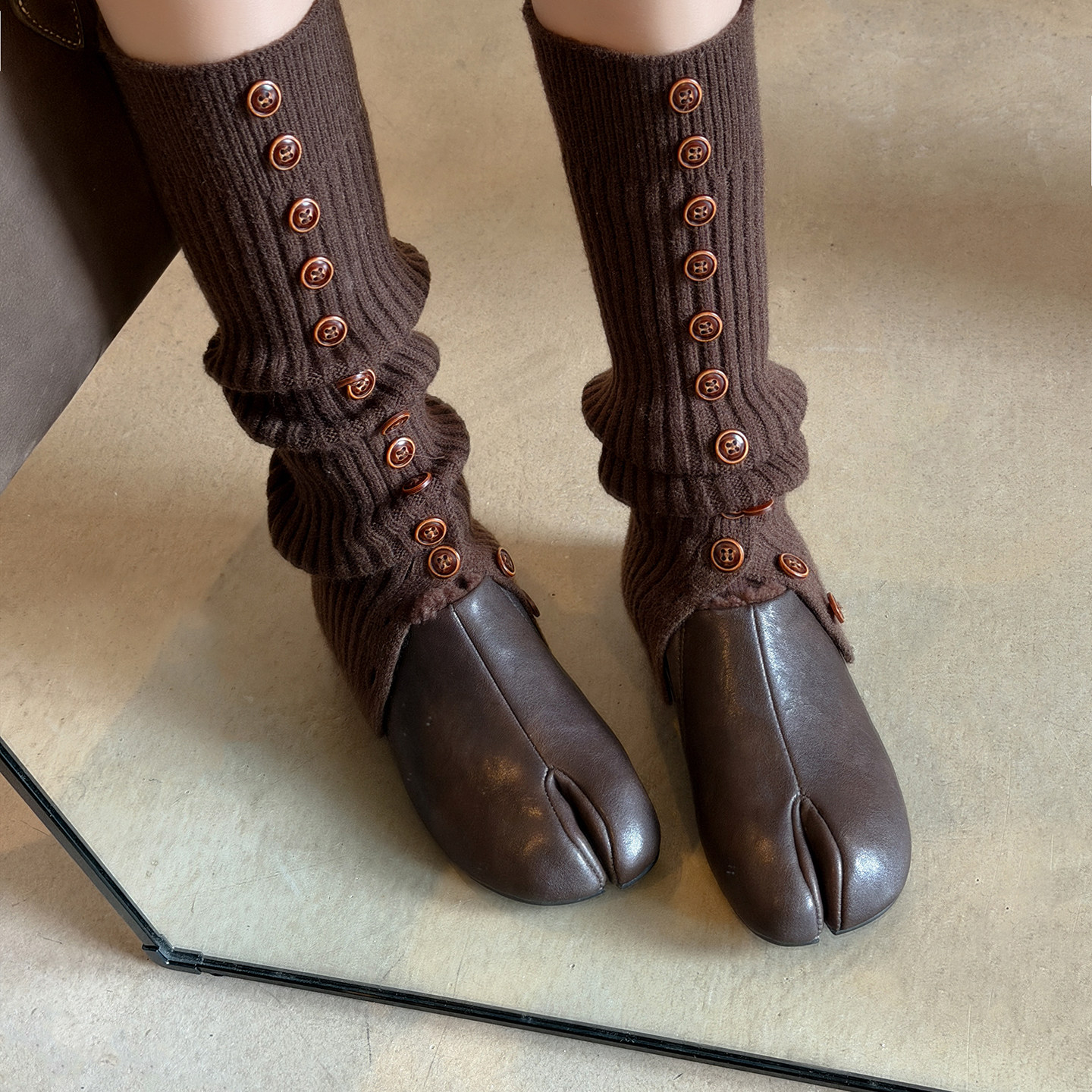 2025年秋冬新款真皮羊糕毛分趾鞋女平底保暖一脚蹬懒人鞋雪地靴,女鞋,深口单鞋,淘宝优惠券,粉丝福利购,淘宝优惠卷