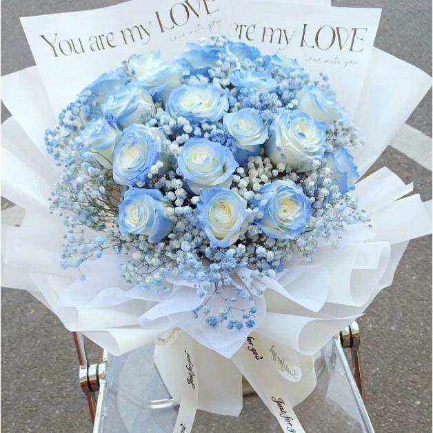 昆明花店昆明花速递 19朵碎冰蓝玫瑰 蓝色满天星 花束礼物