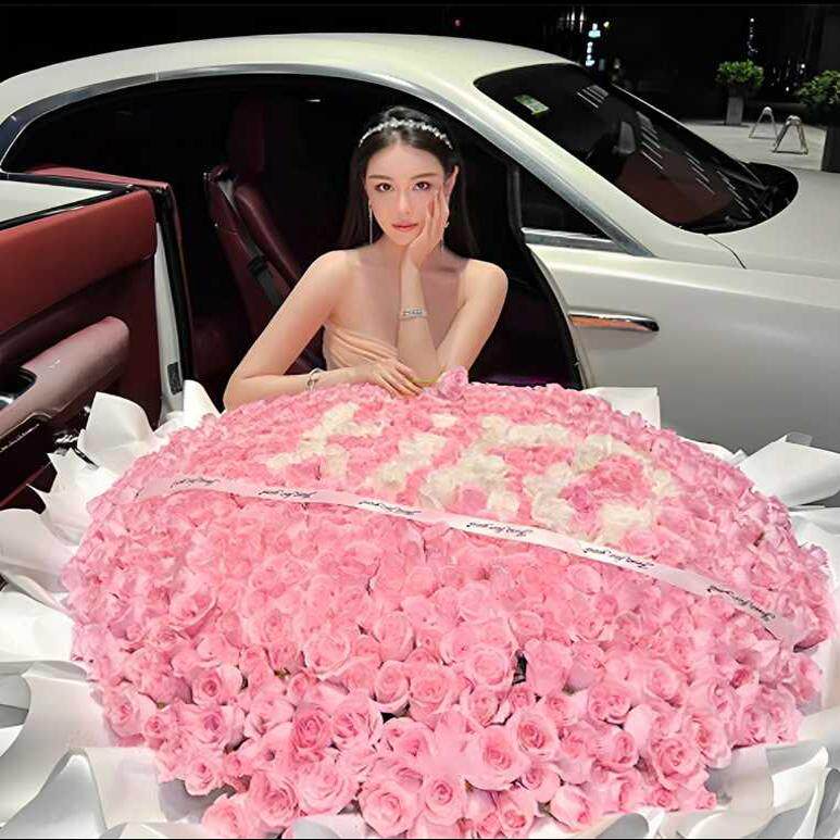 999朵花束生日爱意999