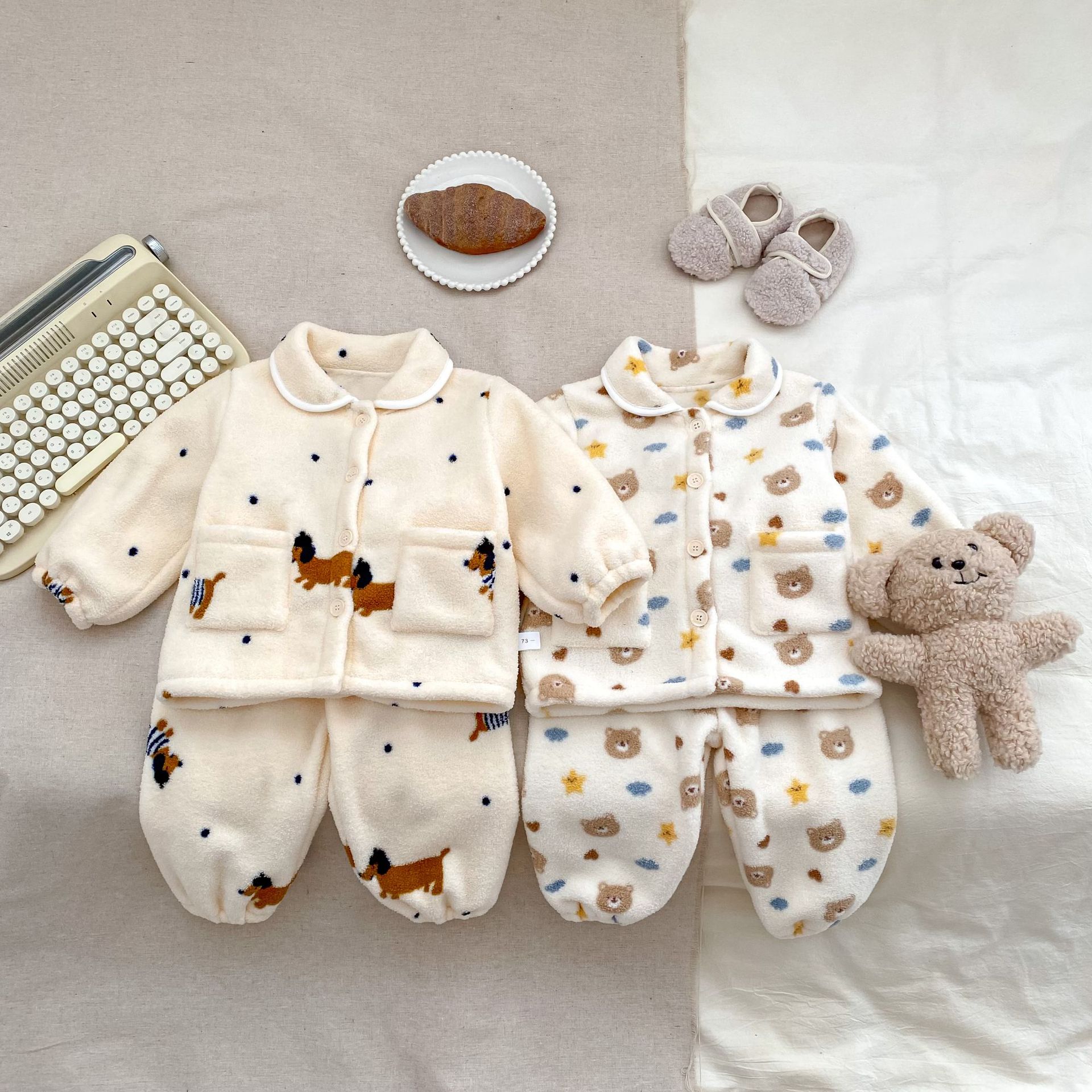 男童居家服套装2025冬季卡通雪粒绒保暖宝宝睡衣韩版可外穿两件套