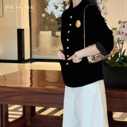 精致黑色丝绒点睛小金扣西装外套